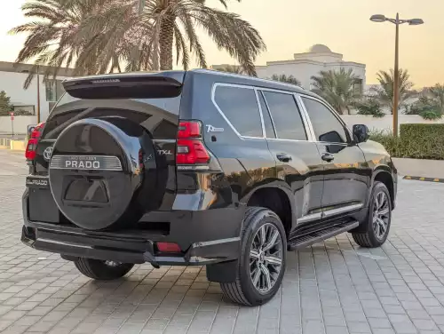 Toyota Prado Tx.l 2.7 Petrol 2016 Facelifted to 2023 Model BLack Exterior