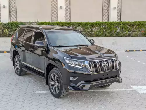 Toyota Prado Tx.l 2.7 Petrol 2016 Facelifted to 2023 Model BLack Exterior