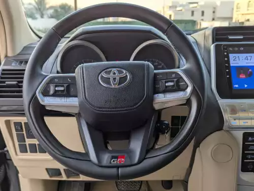 Toyota Prado Tx.l 2.7 Petrol 2016 Facelifted to 2023 Model BLack Exterior