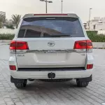 Toyota Land Cruiser GX.R 4.5L V8 Diesel 2019 Model Year White Color Exterior - Thumbnail 5