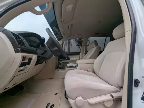Toyota Land Cruiser GX.R 4.5L V8 Diesel 2019 Model Year White Color Exterior