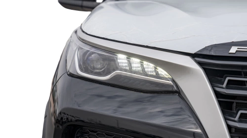  TOYOTA FORTUNER 2.7L 2025 MODEL YRAR BLACK EXTERIOR