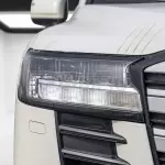 TOYOTA LAND CRUISER 300 GXR 3.3L 2025 MODEL YEAR WHITE EXTERIOR - Thumbnail 4
