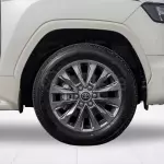TOYOTA LAND CRUISER 300 GXR 3.3L 2025 MODEL YEAR WHITE EXTERIOR - Thumbnail 5