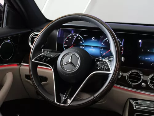 Mercedes-Benz E300 2.0L Turbo 2023 GCC with Warranty - Blue