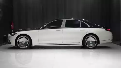 2021 Mercedes-Benz Maybach S 500 4Matic Long, Opalith White Bright and Black Exterior
