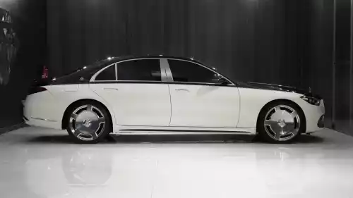 2021 Mercedes-Benz Maybach S 500 4Matic Long, Opalith White Bright and Black Exterior