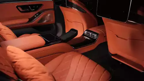 2021 Mercedes-Benz Maybach S 500 4Matic Long, Opalith White Bright and Black Exterior