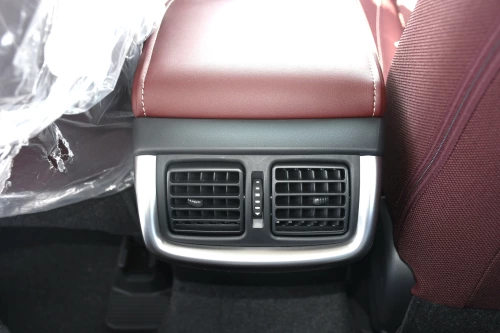 Toyota hilux SR.5 2.7L Petrol 2025 Model Year White Exterior 