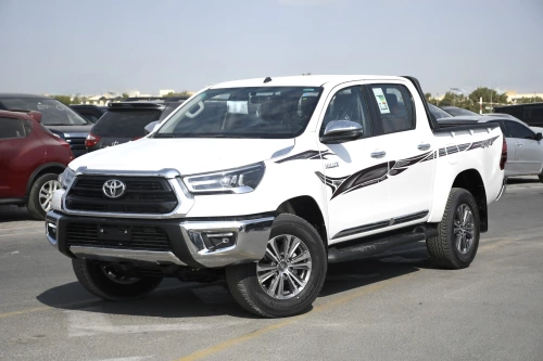Toyota hilux SR.5 2.7L Petrol 2025 Model Year White Exterior 