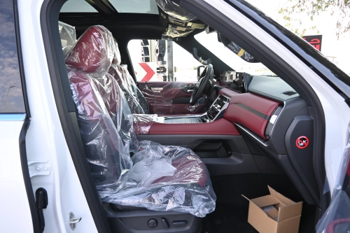 Nissan Patrol LE Titanium 3.5L 2025 - White - Export Ready - Carsooq