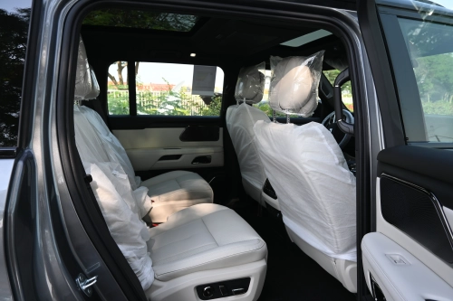 2026 ROX 01 7St 1.5L Hybrid 4WD - Grey - Carsooq