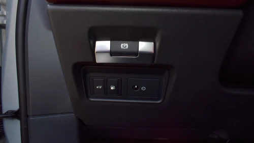 Land Rover Range Rover Evoque P300e Hybrid 2022 - Silver - Carsooq
