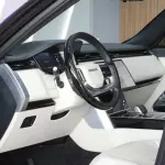 Range Rover SE 3.0L I6 2025 - Black - with Warranty - Carsooq - Thumbnail 9