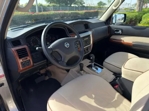 Nissan Patrol Safari 4.8L VTC 2017 - Gold Color Exterior - Carsooq