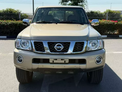 Nissan Patrol Safari 4.8L VTC 2017 - Gold Color Exterior - Carsooq