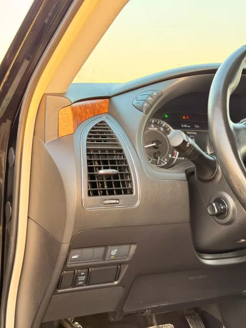 Nissan Armada SL 5.6L V8 2021 - Black - Carsooq