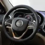 Jeep Grand Cherokee Limited 3.6L V6 2014 - Black - Carsooq - Thumbnail 15