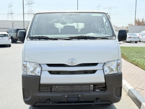 Toyota Hiace Standard Roof 15-Seater 2.7L 2025 -Old Shape - White - Carsooq
