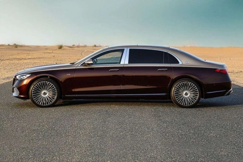Mercedes-Maybach S680 4MATIC 6.0L V12 2022 - Brown/Sliver - Carsooq