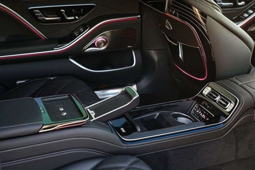 Mercedes-Maybach S680 4MATIC 6.0L V12 2022 - Brown/Sliver - Carsooq
