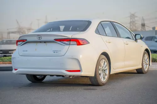 Toyota Corolla Elite 1.8L Petrol 2025 - White - Carsooq