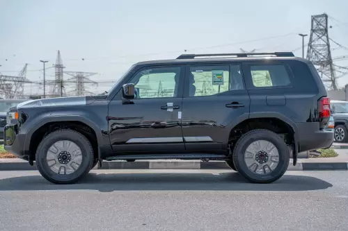 Toyota Prado Luxury 2.4L Turbo 2025 - Black - Carsooq