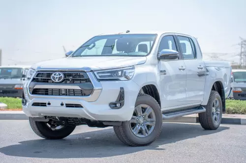 Toyota Hilux SR.5 2.4L Diesel 2025 - Automatic - White - Carsooq