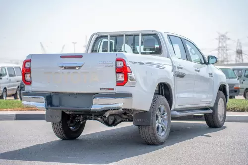Toyota Hilux SR.5 2.4L Diesel 2025 - Automatic - White - Carsooq