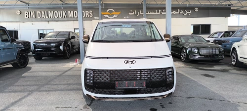Hyundai Staria 2.2L Diesel 2026 - White Exterior - Carsooq