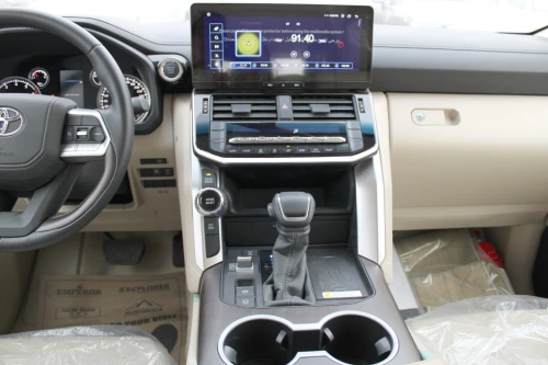 Toyota Land Cruiser 300 VX-S Petrol Twin Turbo 2025 - Black - Beige Interior - Carsooq