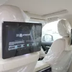Toyota Land Cruiser 300 VX-S Petrol Twin Turbo 2025 - Black - Beige Interior - Carsooq - Thumbnail 16