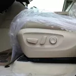 Toyota Land Cruiser 300 VX-S Petrol Twin Turbo 2025 - Black - Beige Interior - Carsooq - Thumbnail 17