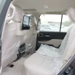Toyota Land Cruiser 300 VX-S Petrol Twin Turbo 2025 - Black - Beige Interior - Carsooq - Thumbnail 20