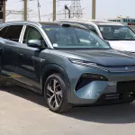 BYD Tang L Flagship Edition Fully Electric 2025 - Green - Carsooq - Thumbnail 3