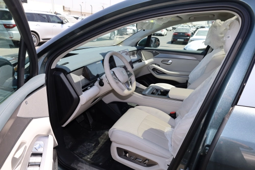 BYD Tang L Flagship Edition Fully Electric 2025 - Green - Carsooq