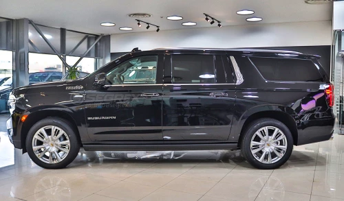 Chevrolet Suburban High Country 6.2L V8 2023 - Black - Carsooq