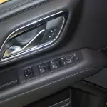 Chevrolet Suburban High Country 6.2L V8 2023 - Black - Carsooq - Thumbnail 7