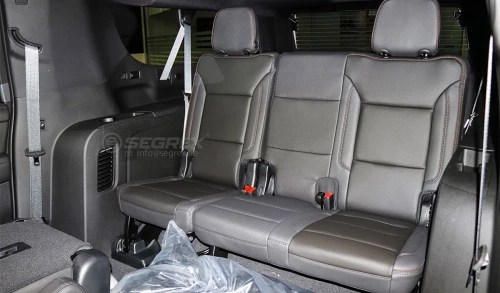 Chevrolet Suburban High Country 6.2L V8 2023 - Black - Carsooq