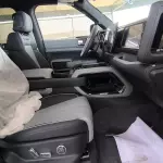 BYD Leopard 5 1.5L Petrol Hybrid 2025 - White - Carsooq - Thumbnail 6