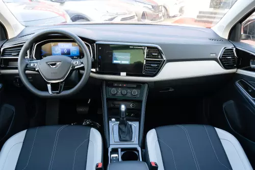 Jetta VS7 1.4L Petrol 2025 - Black Color - Carsooq