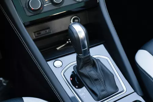 Jetta VS7 1.4L Petrol 2025 - Black Color - Carsooq