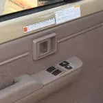 Toyota Land Cruiser LC79 Single Cab 2.8L 2025 - Beige - Carsooq - Thumbnail 7