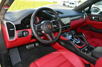 2022 PORCHE CAYENNE GTS COUPE V8 4.0L PETROL