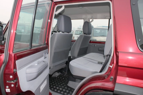 Toyota Land Cruiser LC76 Hardtop 2.8L Diesel 2025 - Red - Carsooq