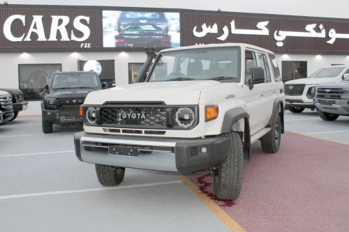Toyota Land Cruiser LC76 Hardtop 2.8L Diesel MT 2025 - White - Carsooq
