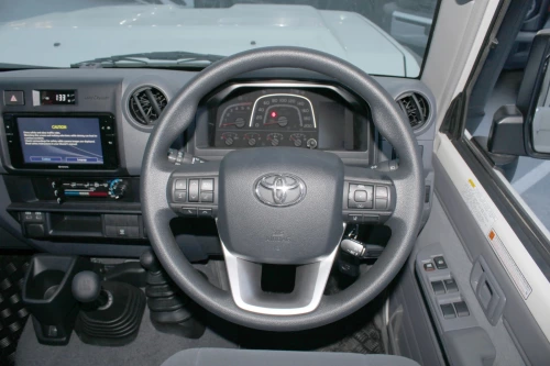 Toyota Land Cruiser LC76 Hardtop 2.8L Diesel MT 2025 - White - Carsooq
