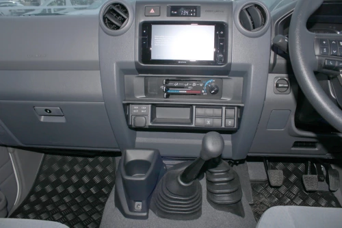 Toyota Land Cruiser LC76 Hardtop 2.8L Diesel MT 2025 - White - Carsooq