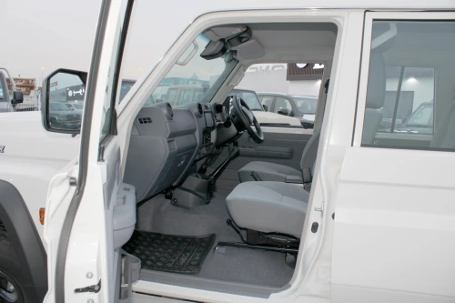 Toyota Land Cruiser LC76 Hardtop 2.8L Diesel MT 2025 - White - Carsooq