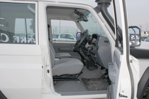 Toyota Land Cruiser LC76 Hardtop 2.8L Diesel MT 2025 - White - Carsooq